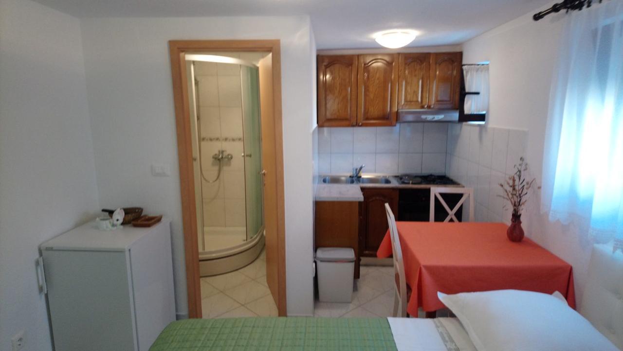 Apartment Marija Traù Esterno foto